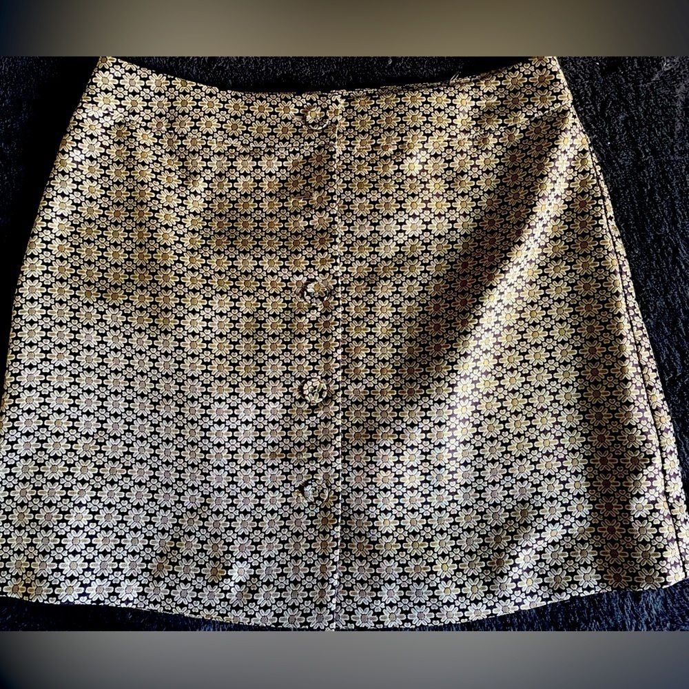 WAYF Anthropologie Women’s Medium gold and black button-front daisy mini skirt